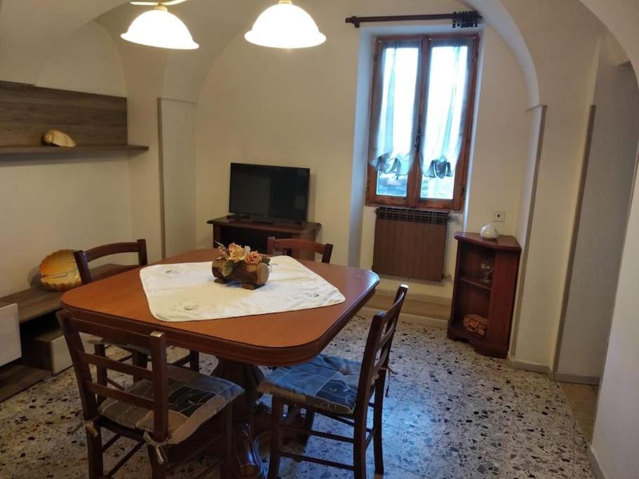 Casa Stefano Apartment Ceriana Екстериор снимка